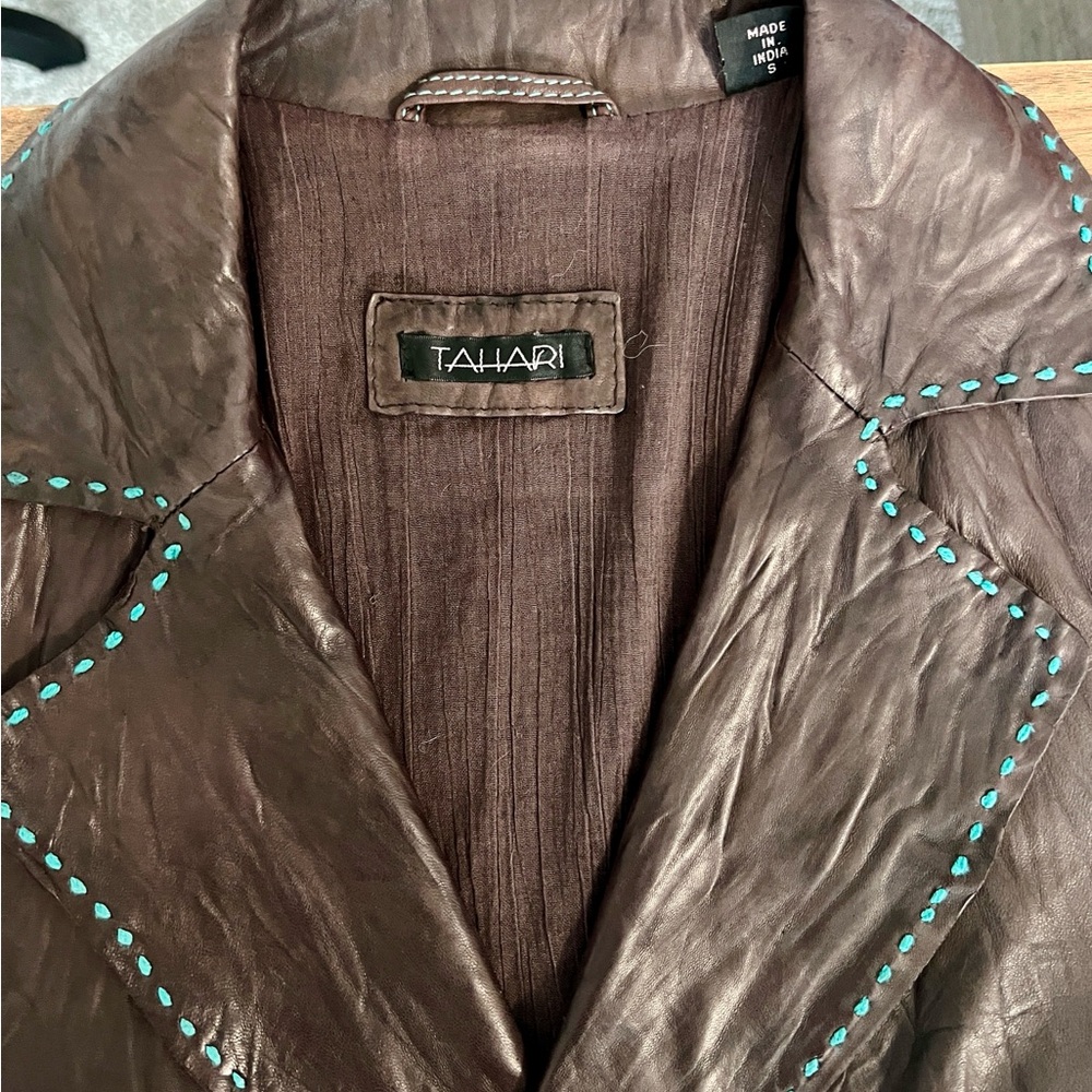 Women's Brown Leather Jacket - Picture 7 of 8